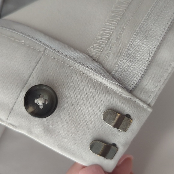 WHBM tailored dress shorts - Picture 10 of 11